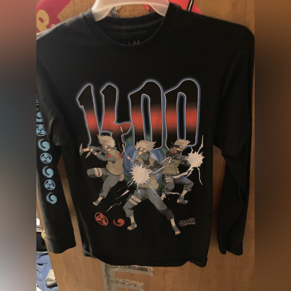 Long sleeved Naruto graphic tee